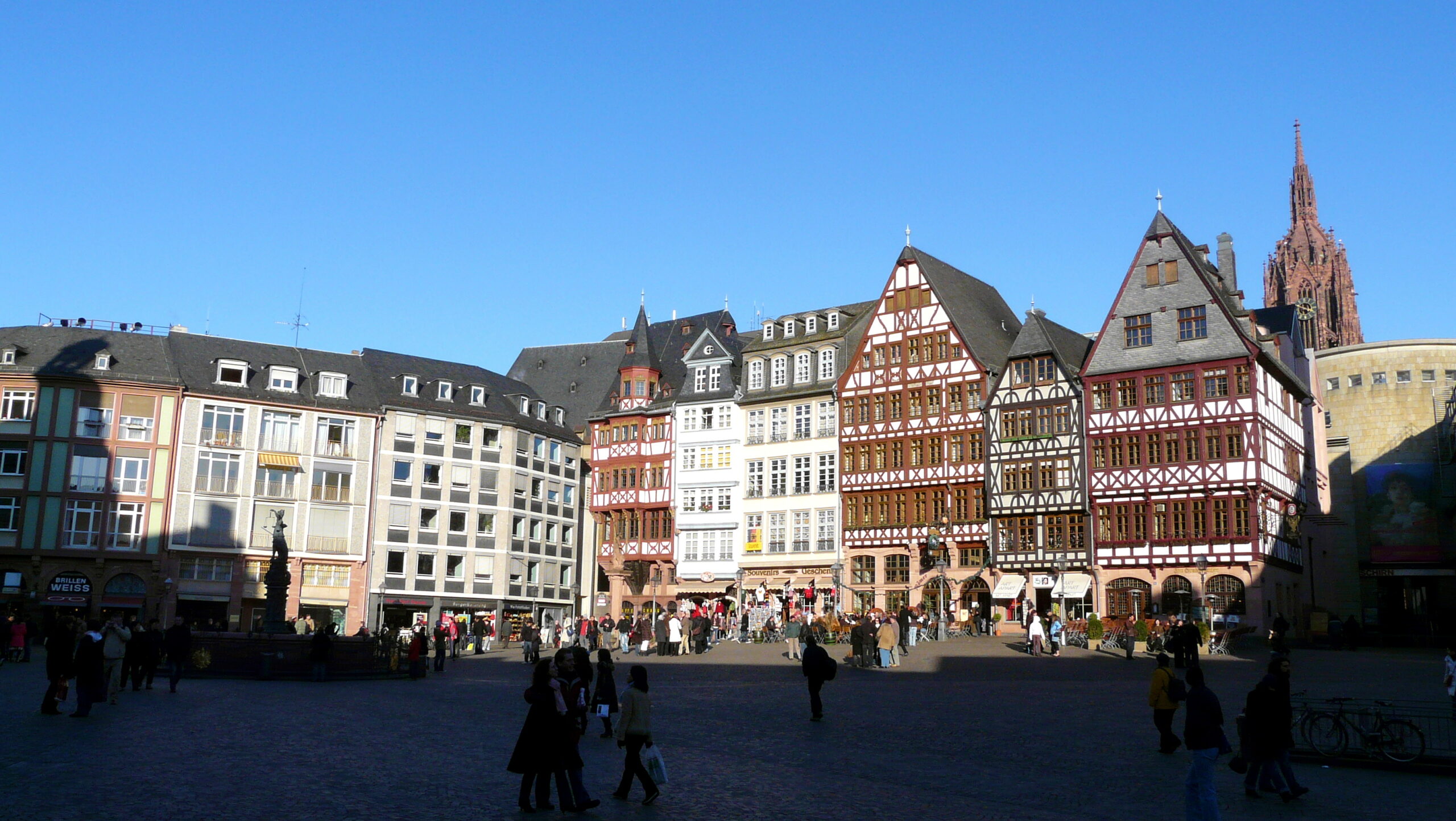 Touristen bringen Geld nach Frankfurt