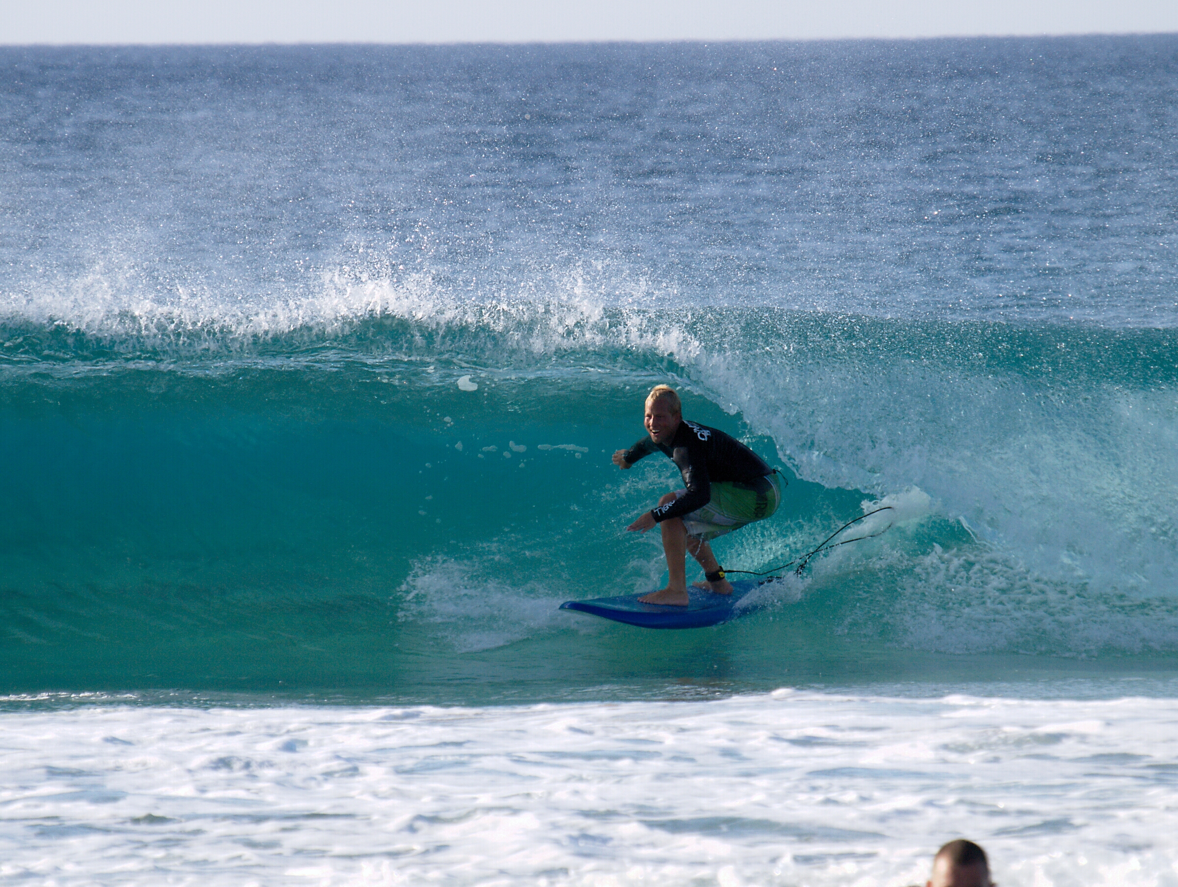 Wellenreiten lernen in einem Surfcamp – BLUE JUICE Camps
